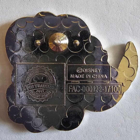 DISNEY Pin Trading ~ Disney Starter Set ~ Stitch ~ 2017 - Picture 7 of 11